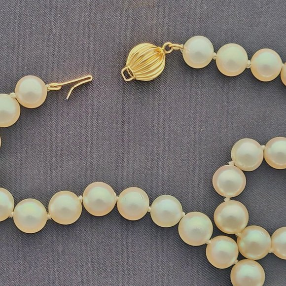 14K Gold  Pearl Necklace with Earrings - Picture 11 of 13